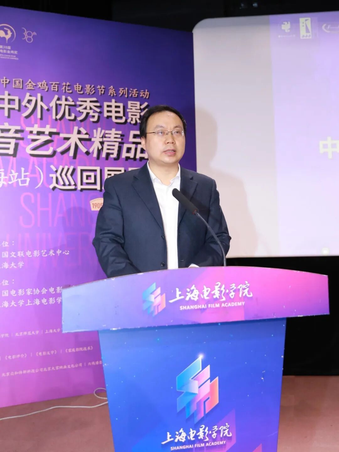 286403AAFB215C7BA6AA7AFE922_957FDF42_1D2F2