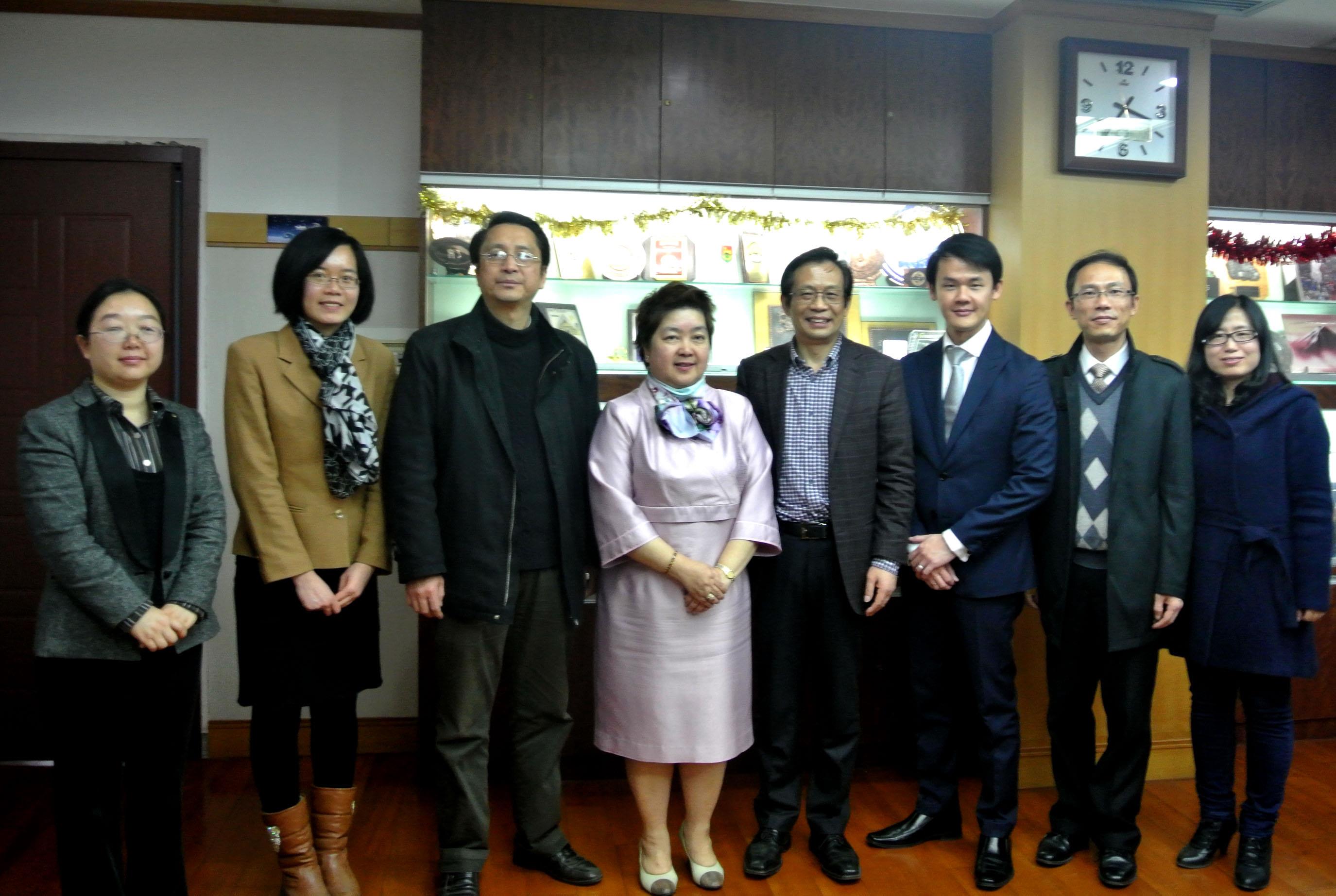 C99BE17338EFED79CEB8648A332_08DC859E_645DF.jpg?e=