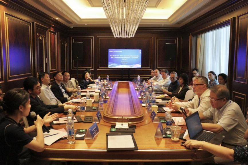 1F6FA1574D3CD69B8552F32EDA8_F2952A5A_15FEB