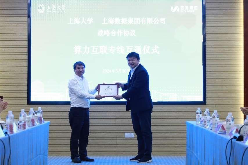 E36A6C3F98563AEDC78C24001D8_04A966AB_11812