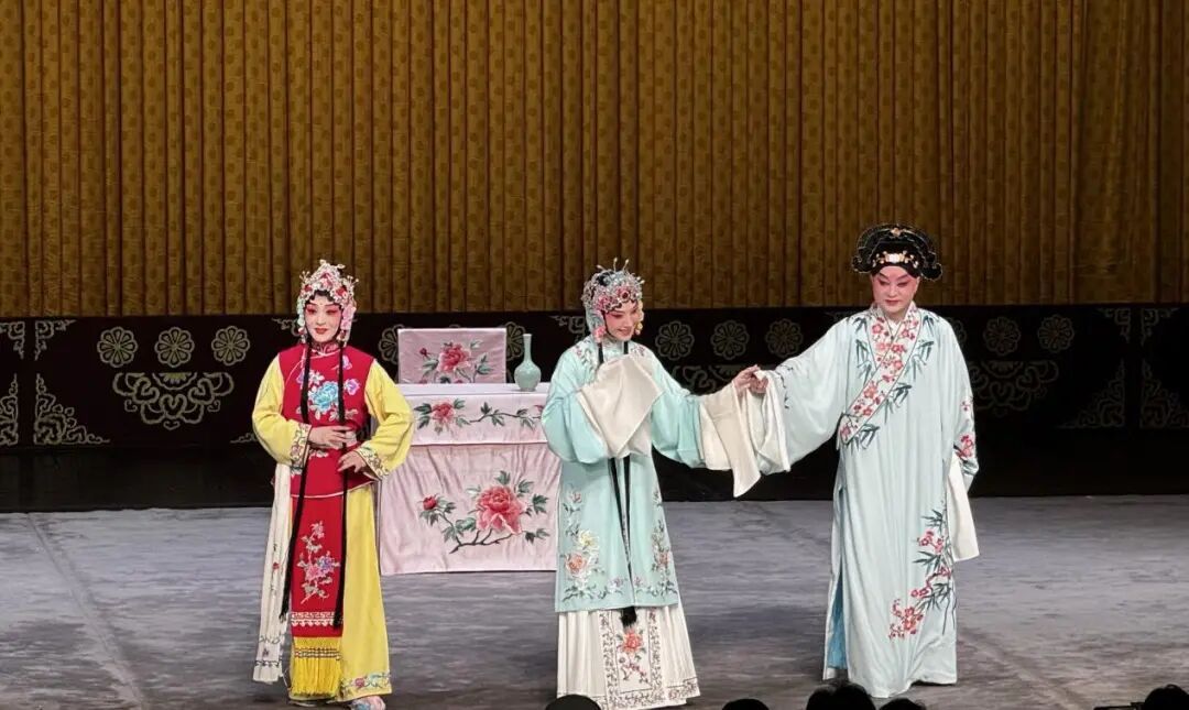 46D9CC842522864B949BEA7E97A_8F0123AF_1CD13